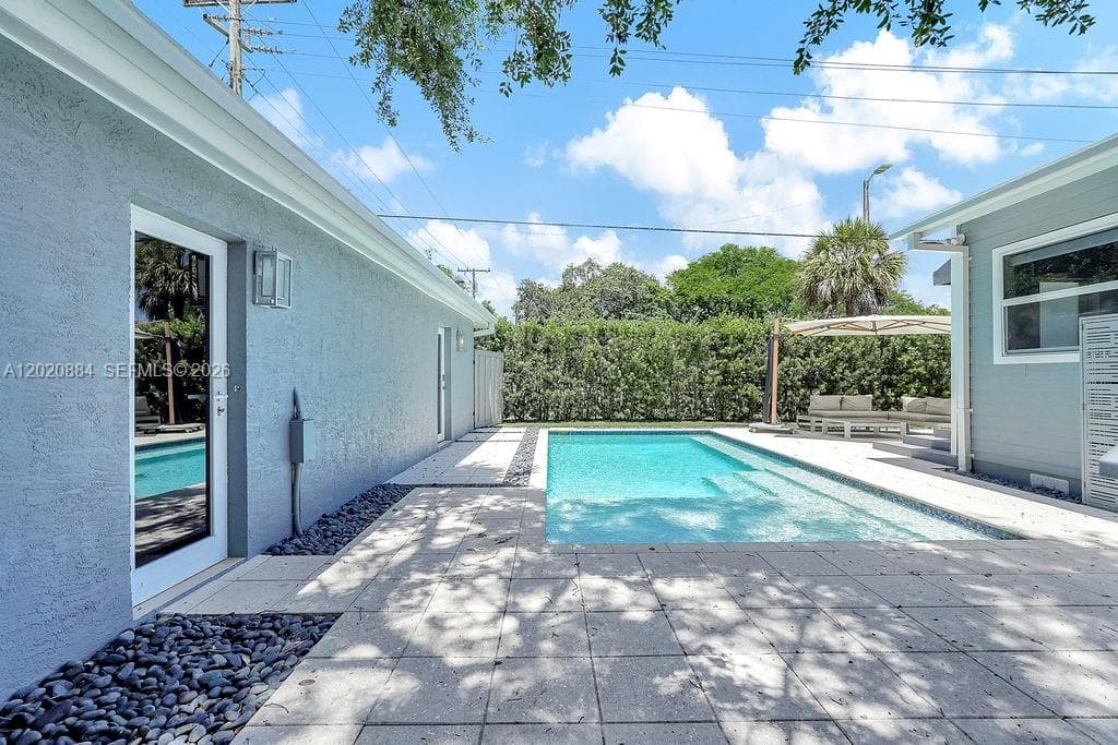 150 NE 50th Ter, Miami FL 33137 — 99