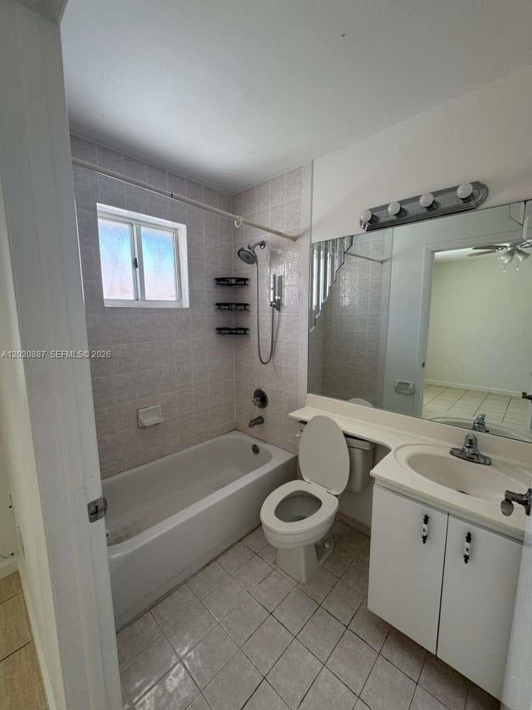 8059 NW 8th St # 4, Miami FL 33126 — 27