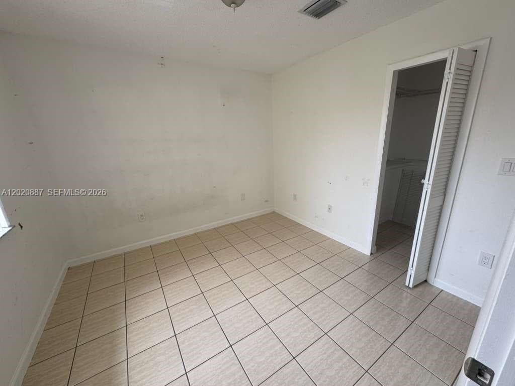 8059 NW 8th St # 4, Miami FL 33126 — 32