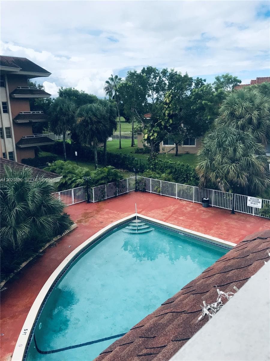 17600 NW 68th Ave # B3006, Hialeah FL 33015 — 18