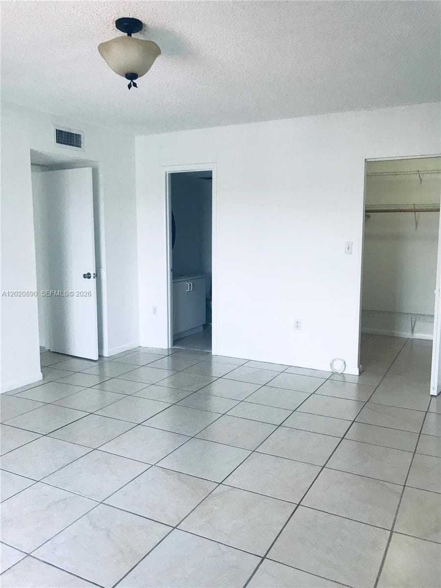 17600 NW 68th Ave # B3006, Hialeah FL 33015 — 8
