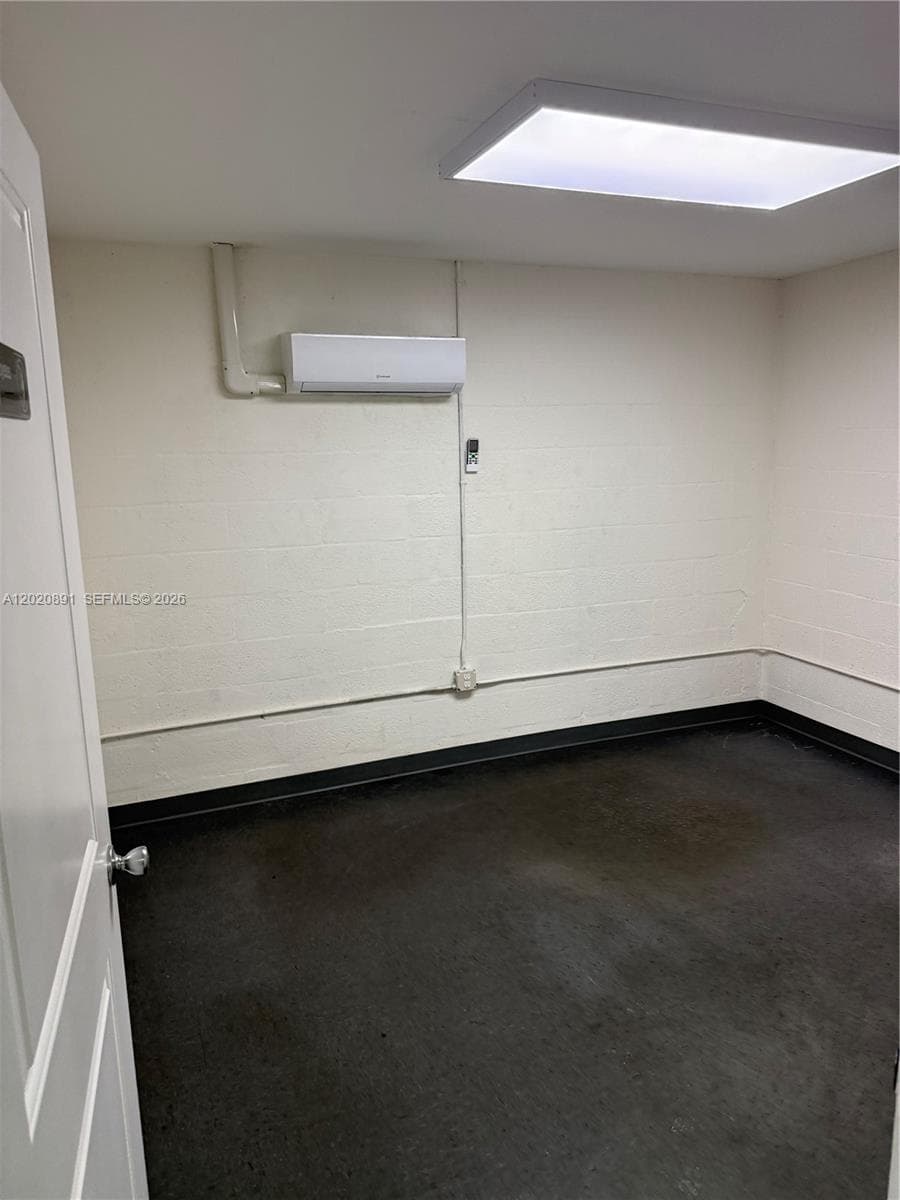 3911 NW 25 ST, Miami FL 33142 — 6