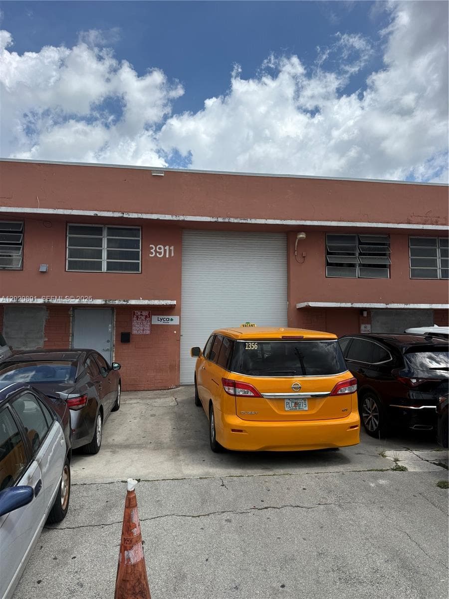 3911 NW 25 ST, Miami FL 33142 — 1