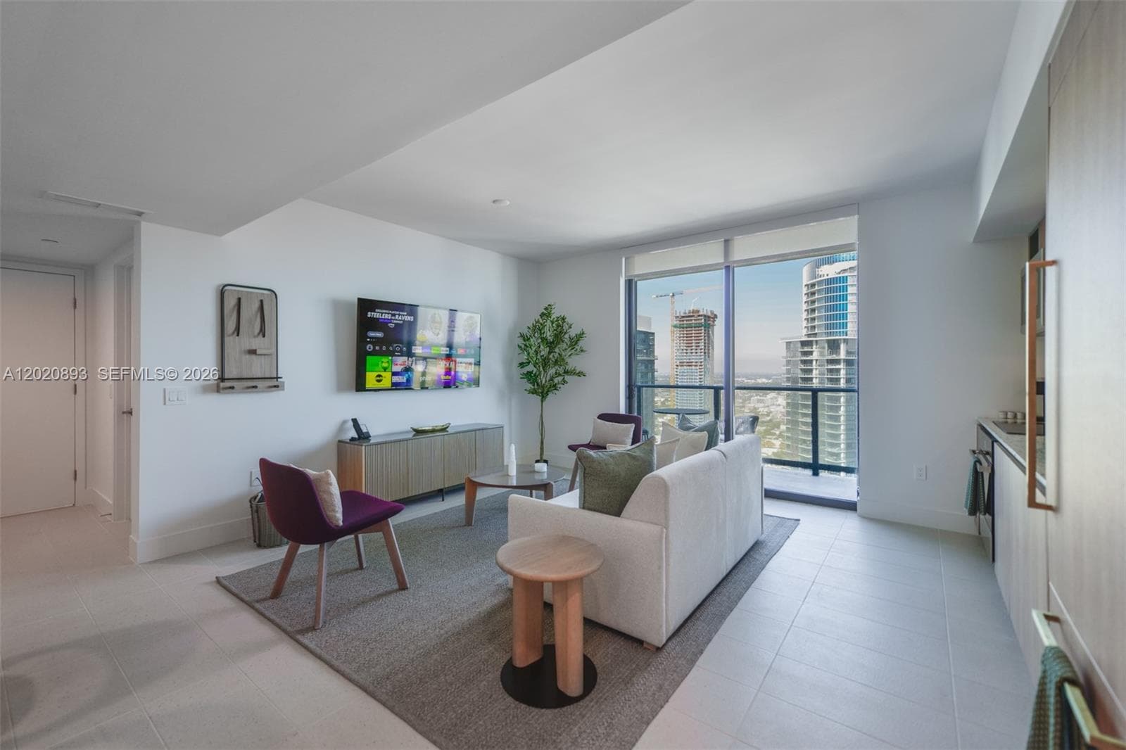 159 NE 6th St # 4601, Miami FL 33132 — 7