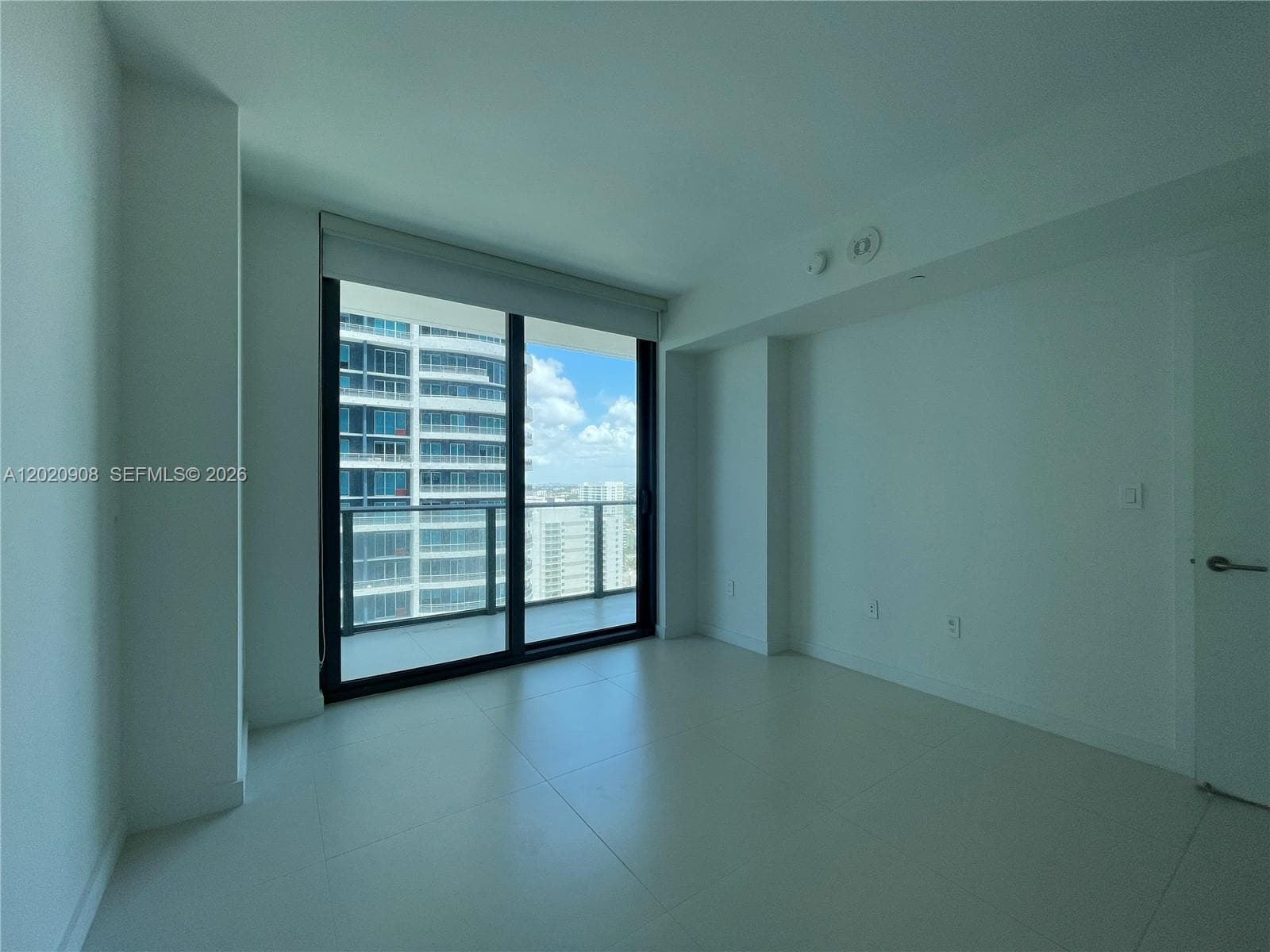 1300 S Miami # 2709, Miami FL 33130 — 13