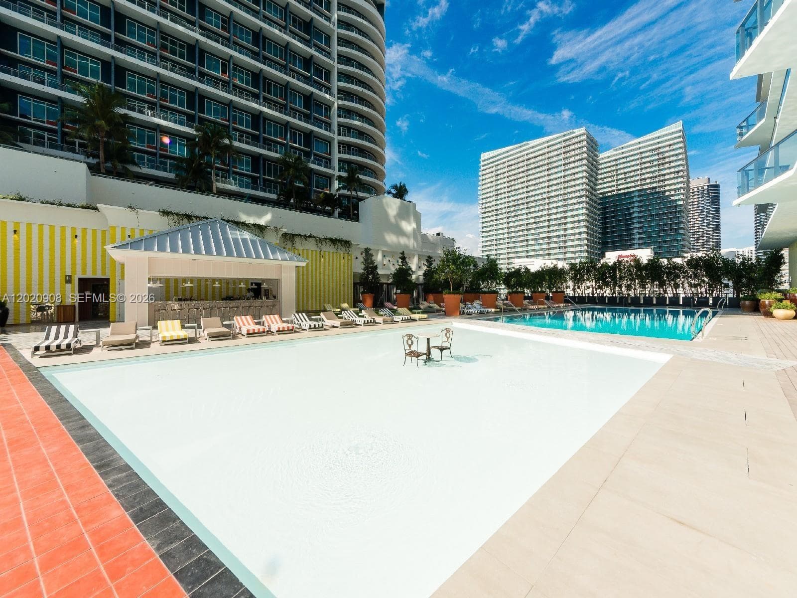 1300 S Miami # 2709, Miami FL 33130 — 28