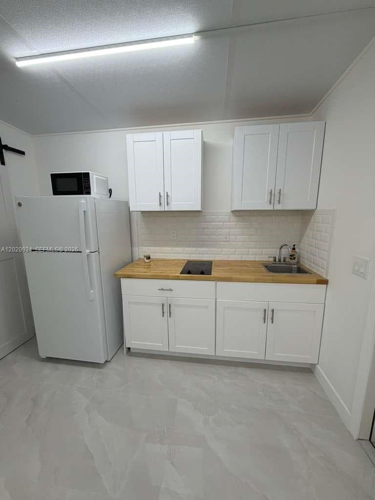 19316 SW 121st Ave # 3, Miami FL 33177 — 9