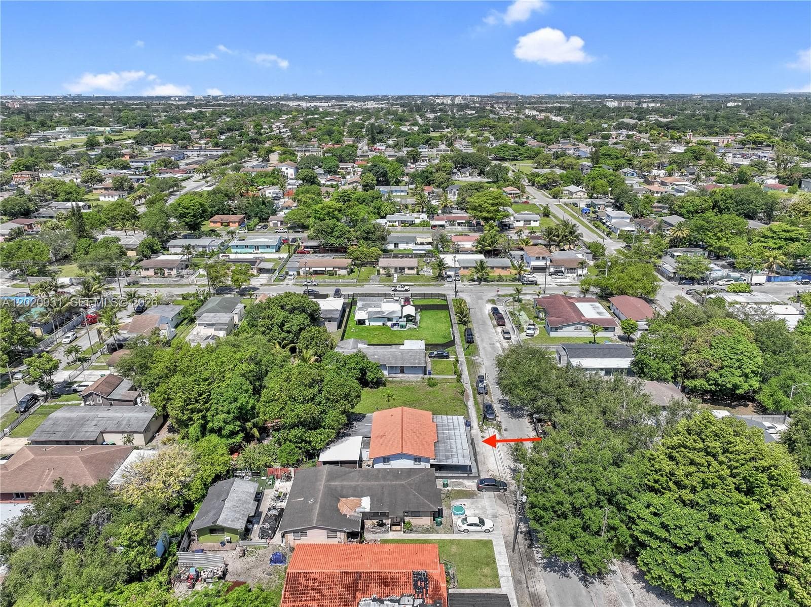 1360 NW 77th St, Miami FL 33147 — 40