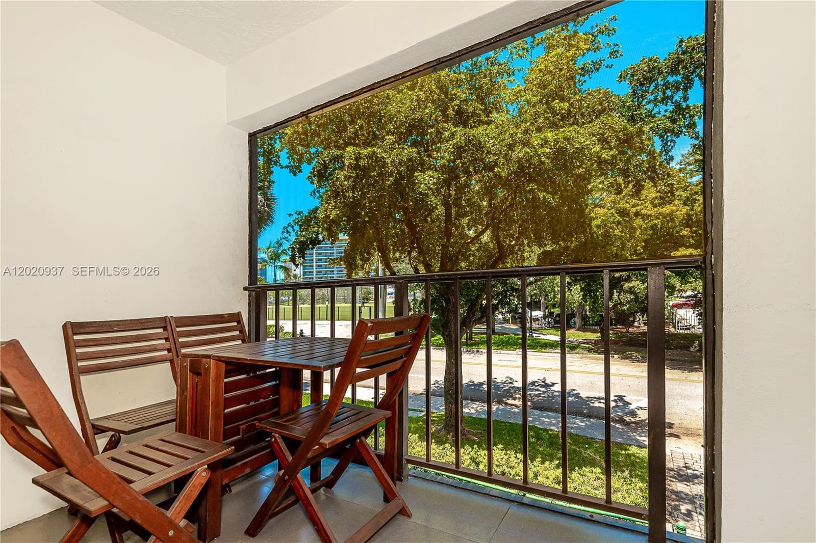 201 178th Dr # 212, Sunny Isles Beach FL 33160 — 1