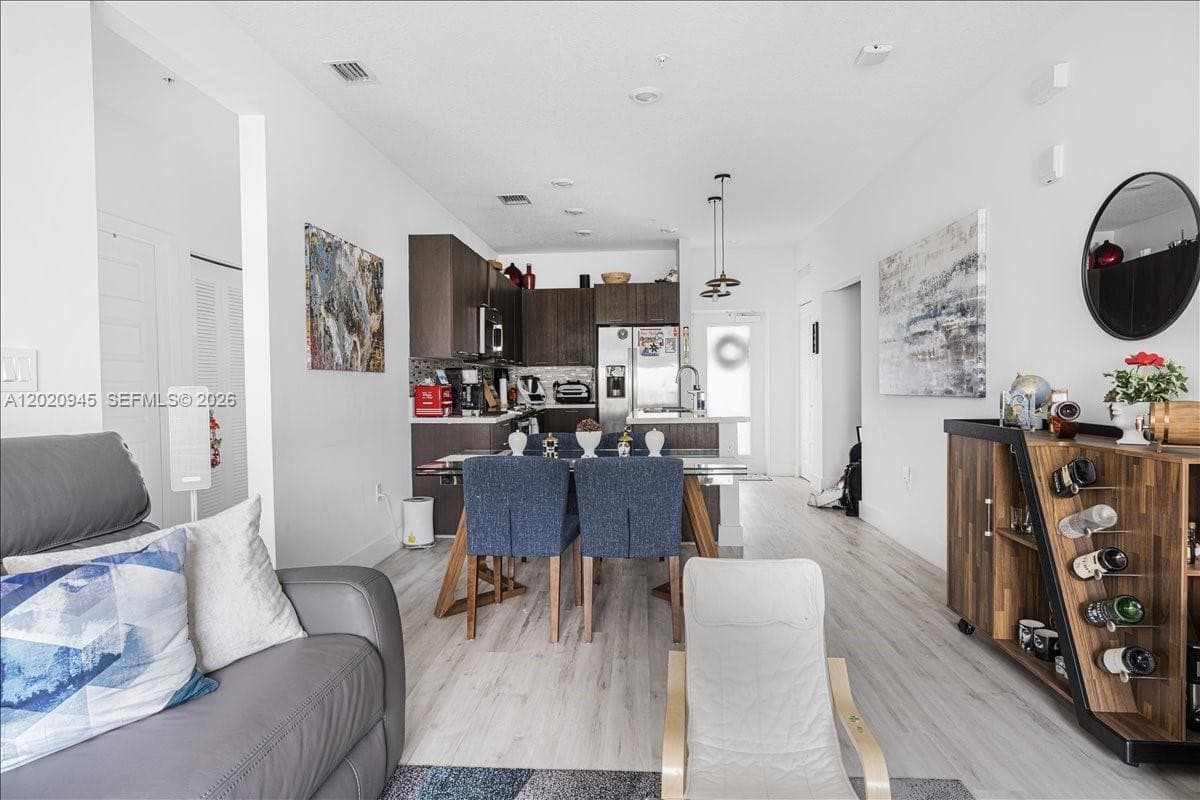 8301 NW 41st St # 309, Doral FL 33166 — 30