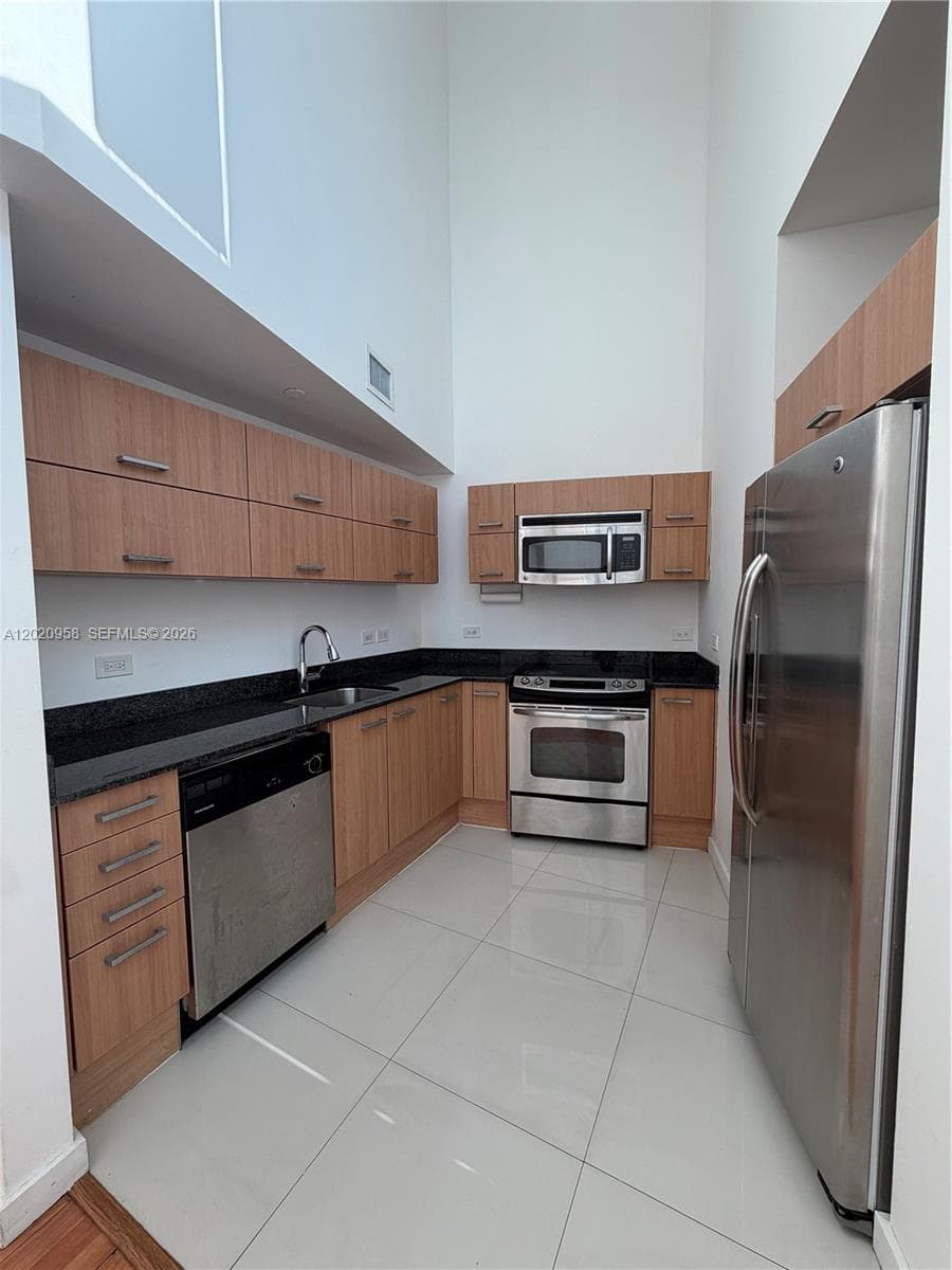 350 S Miami Ave # 712, Miami FL 33130 — 4