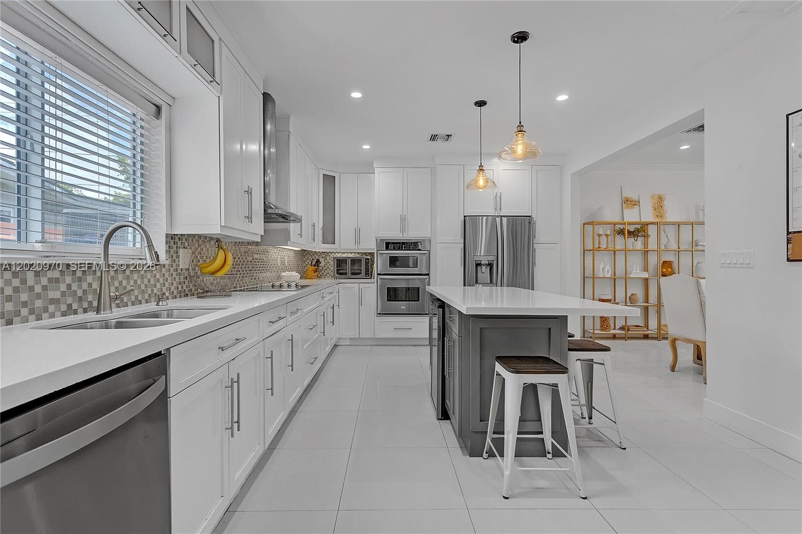 95 Shore Dr W, Miami FL 33133 — 9