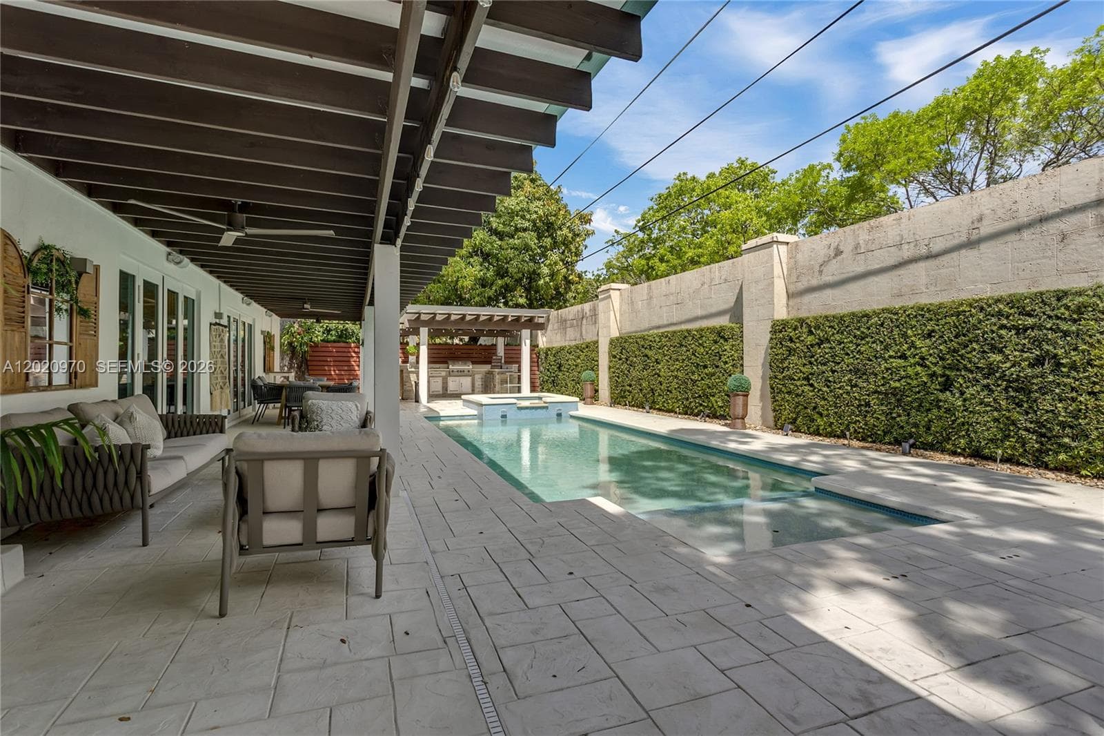 95 Shore Dr W, Miami FL 33133 — 25