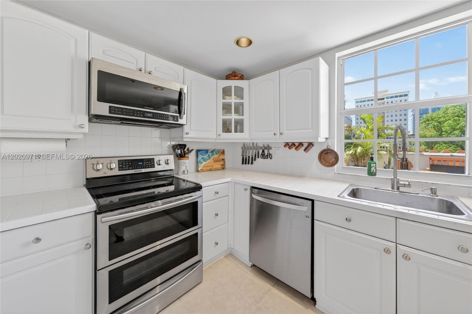 323 Navarre Ave # 403, Coral Gables FL 33134 — 10