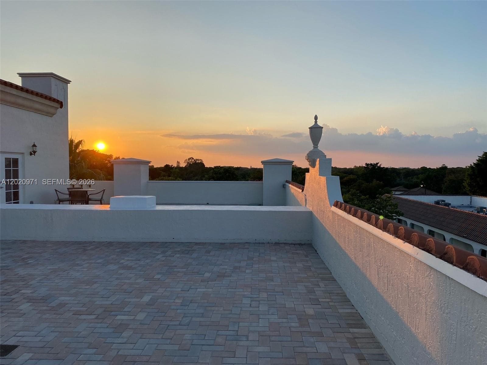 323 Navarre Ave # 403, Coral Gables FL 33134 — 25