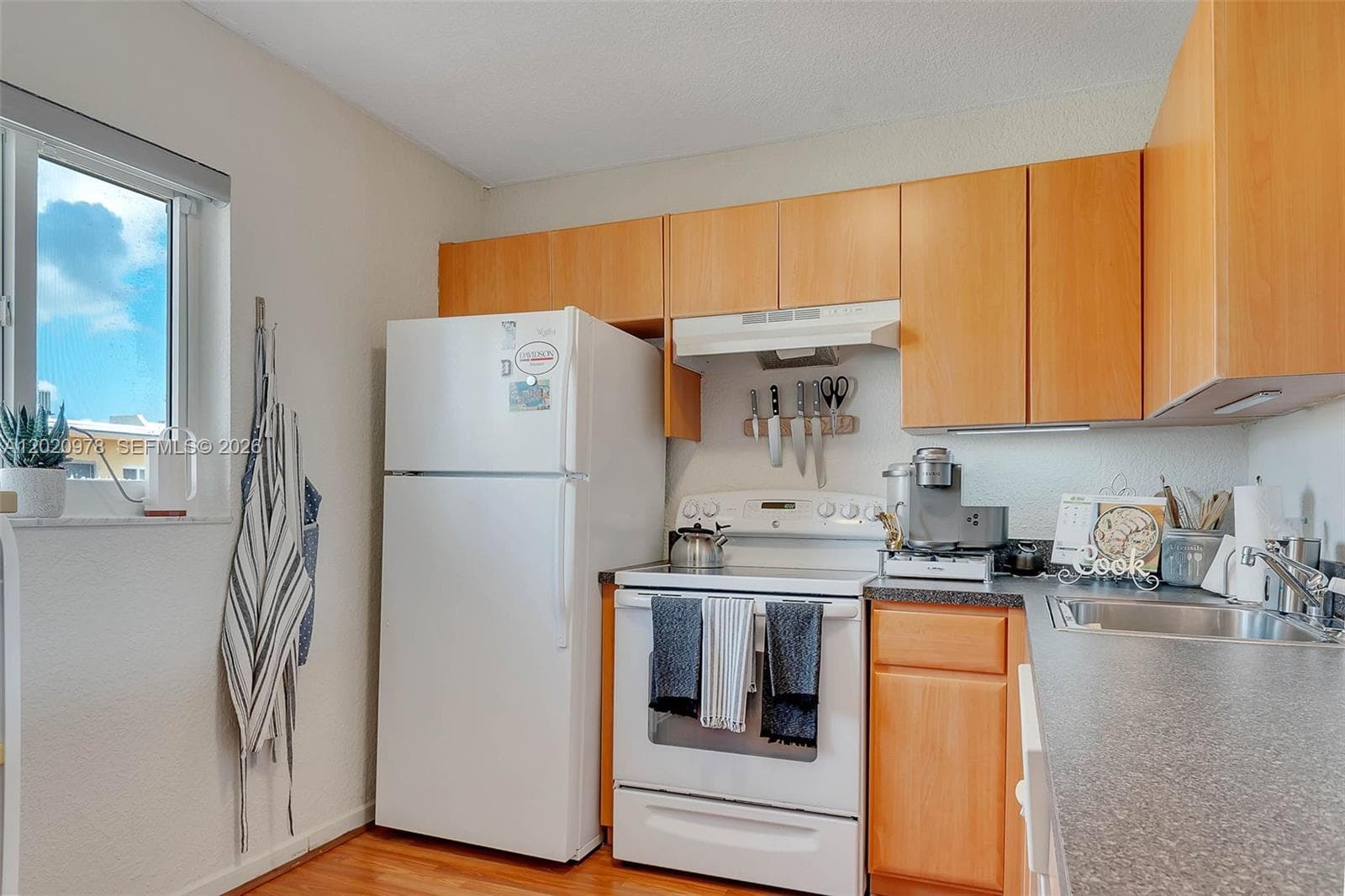 7701 Camino Real # 416, Miami FL 33143 — 6