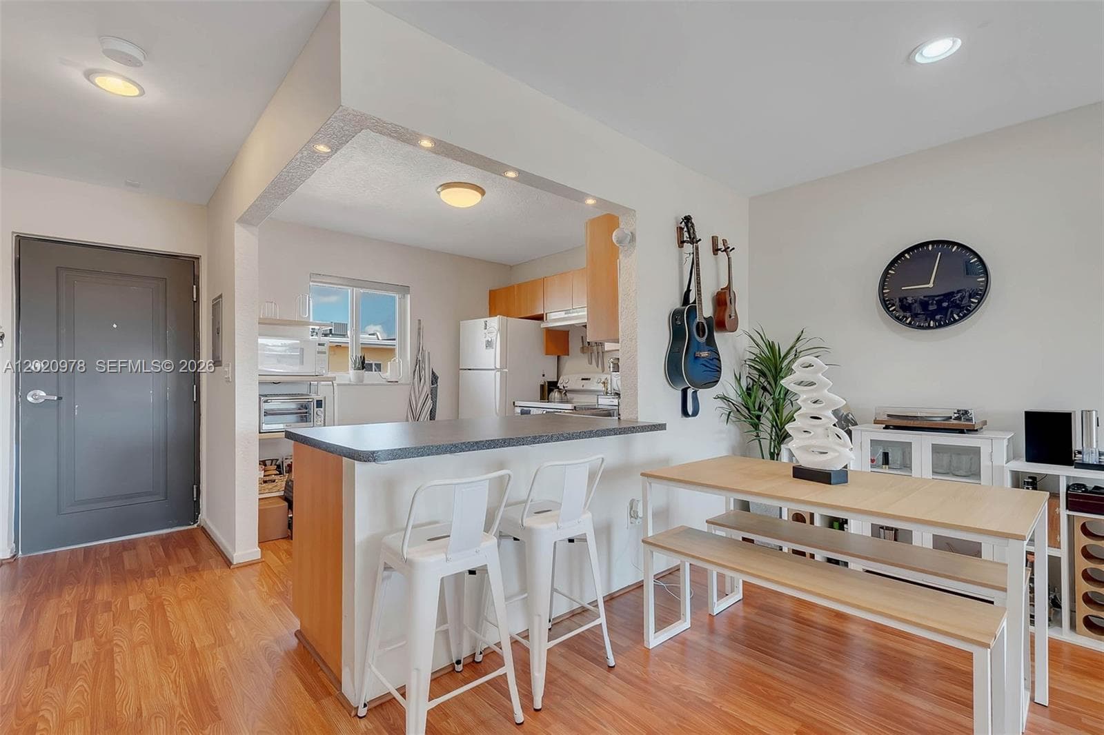 7701 Camino Real # 416, Miami FL 33143 — 5