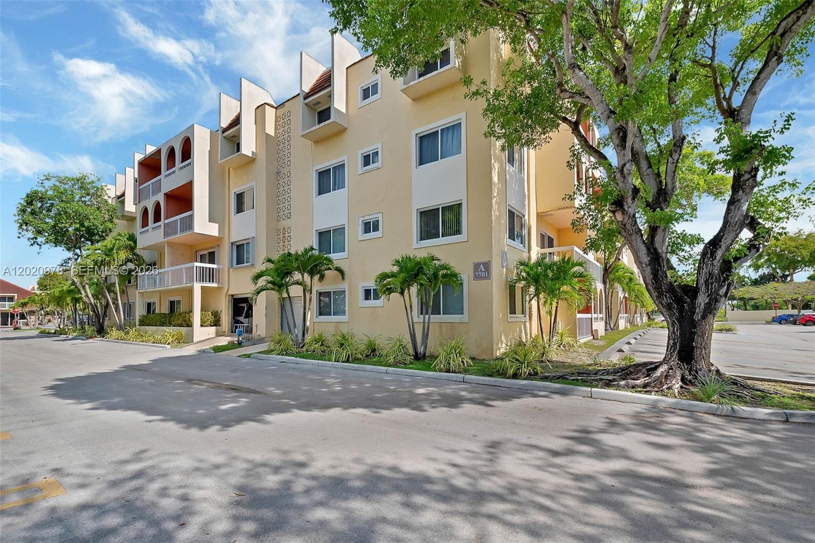 7701 Camino Real # 416, Miami FL 33143 — 14