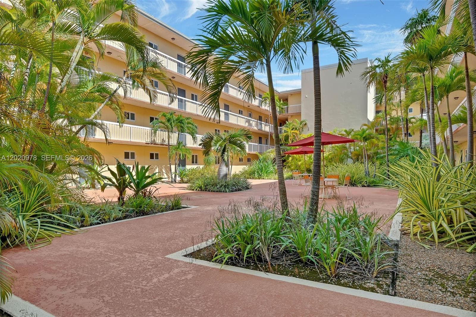 7701 Camino Real # 416, Miami FL 33143 — 11