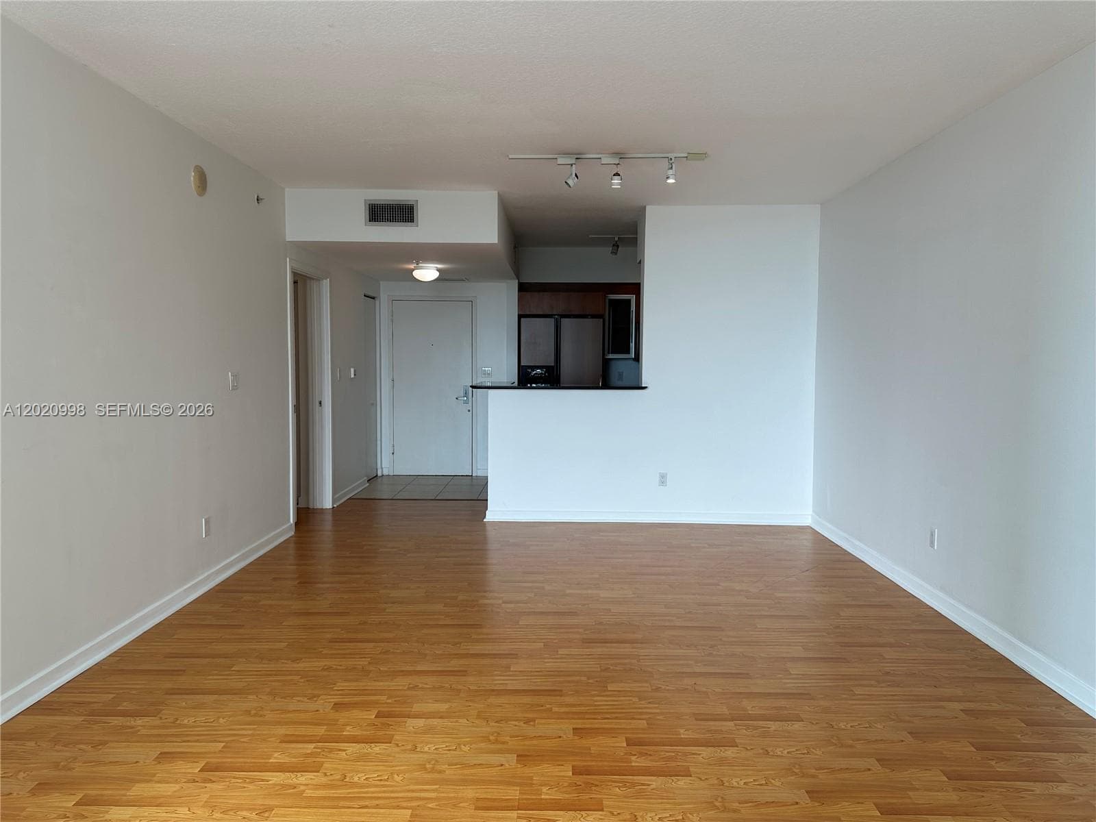 325 S BISCAYNE BL # 1516, Miami FL 33131 — 6