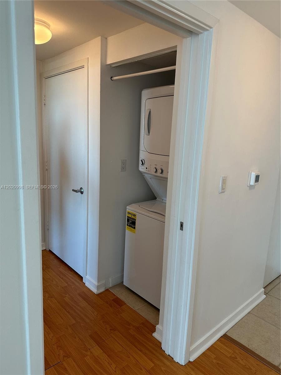 325 S BISCAYNE BL # 1516, Miami FL 33131 — 13