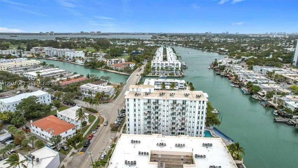 7133 Bay Dr # 705, Miami Beach FL 33141 — 27