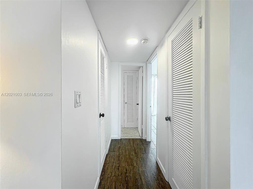 7133 Bay Dr # 705, Miami Beach FL 33141 — 6