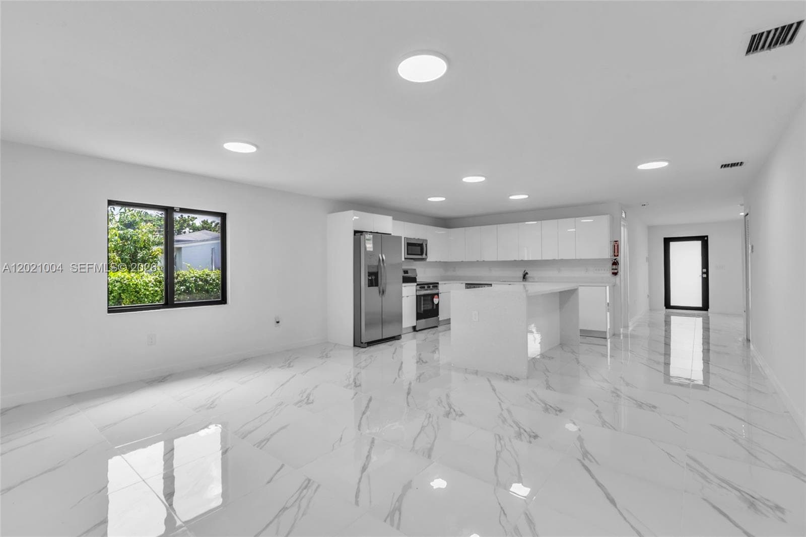 152 NW 18th St, Homestead FL 33030 — 2