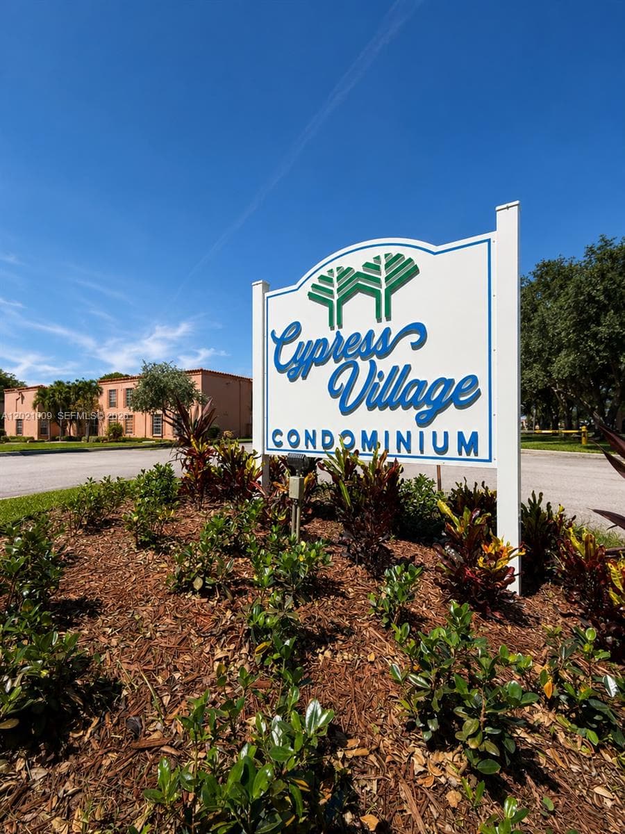 7160 Fairway Dr # J16, Miami Lakes FL 33014 — 14