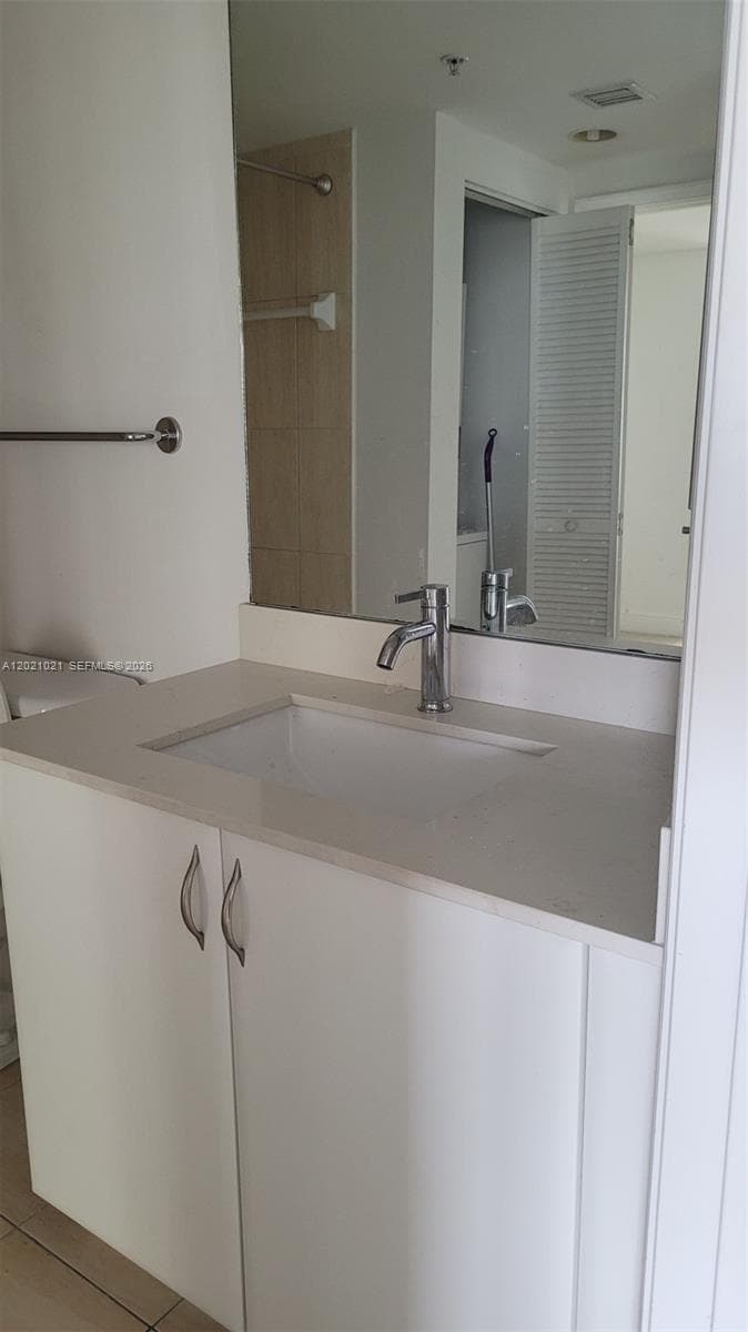 1750 N Bayshore Dr # 3311, Miami FL 33132 — 11