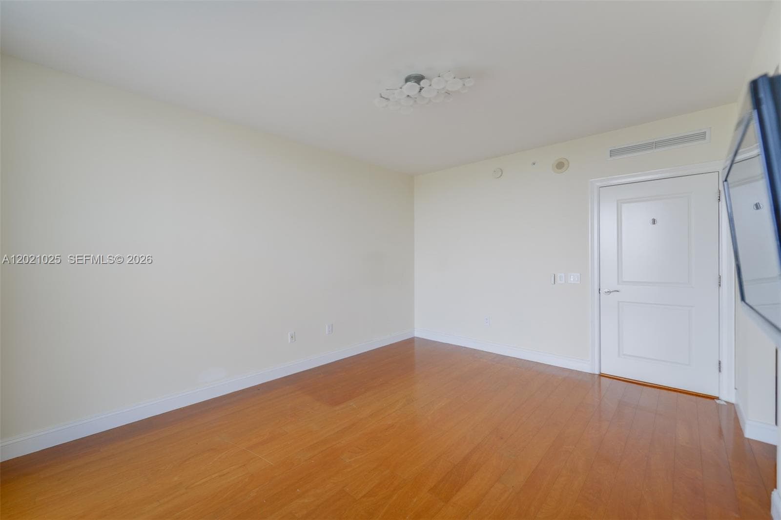 6000 Island Blvd # 1801, Aventura FL 33160 — 43