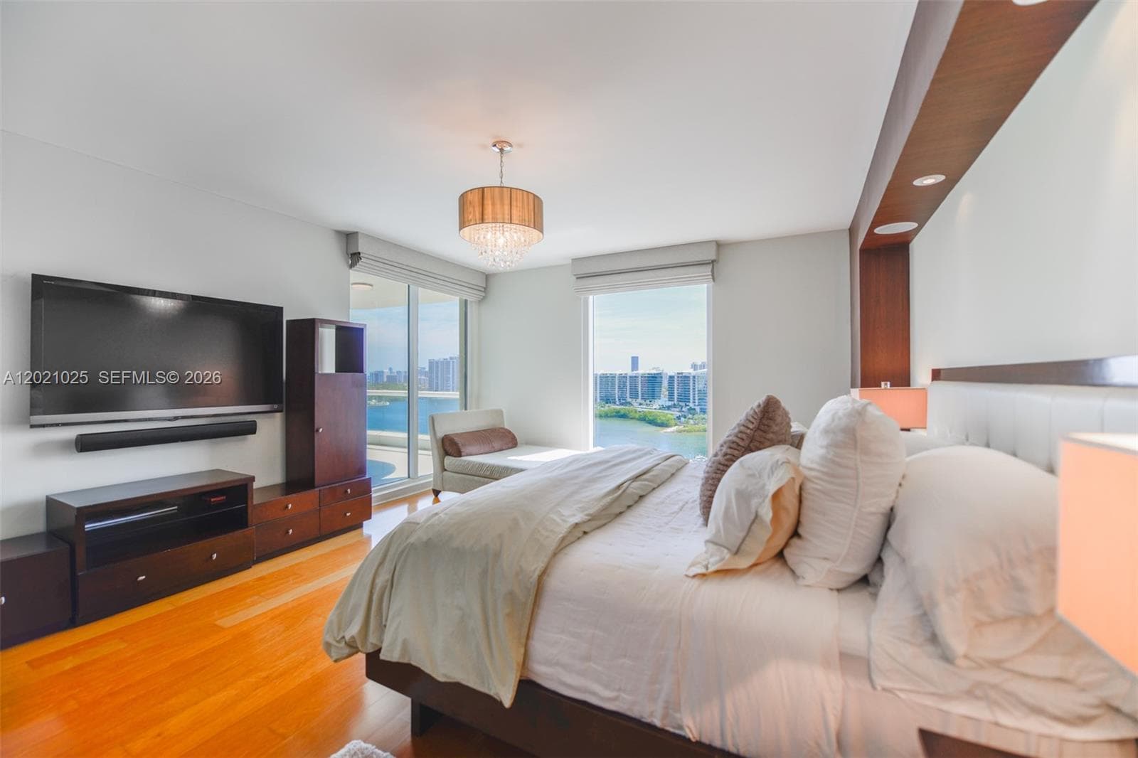6000 Island Blvd # 1801, Aventura FL 33160 — 22