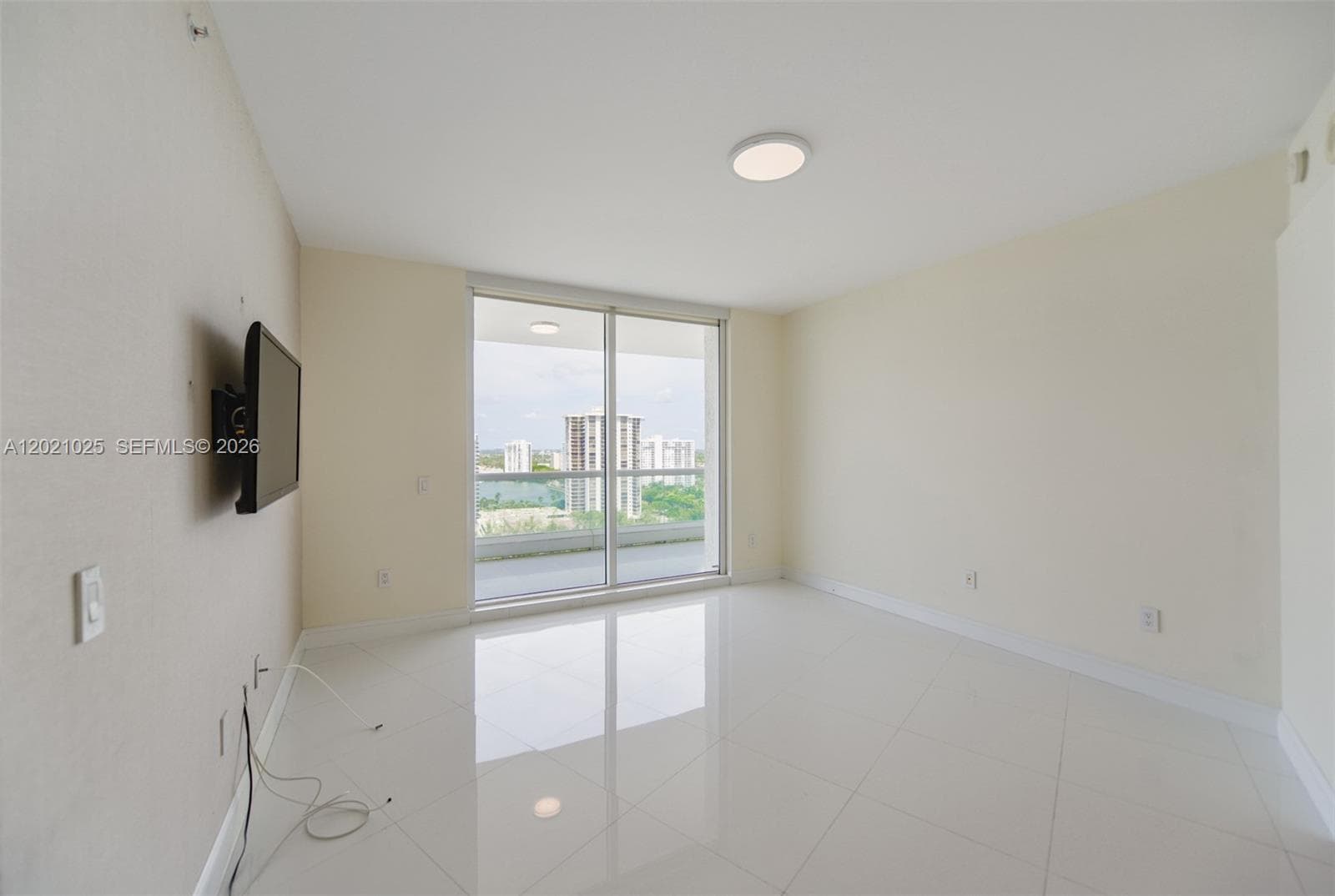 6000 Island Blvd # 1801, Aventura FL 33160 — 36