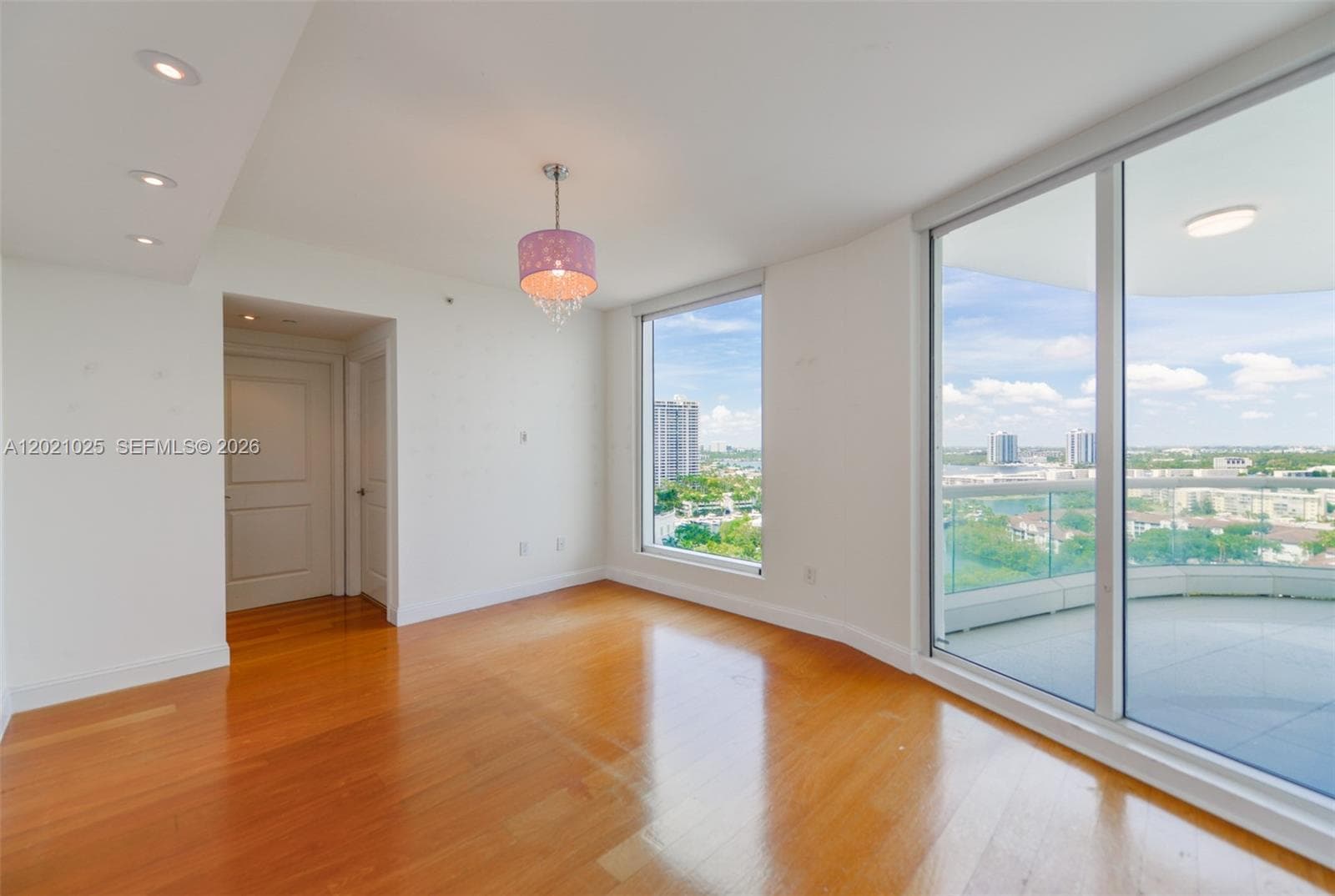 6000 Island Blvd # 1801, Aventura FL 33160 — 30