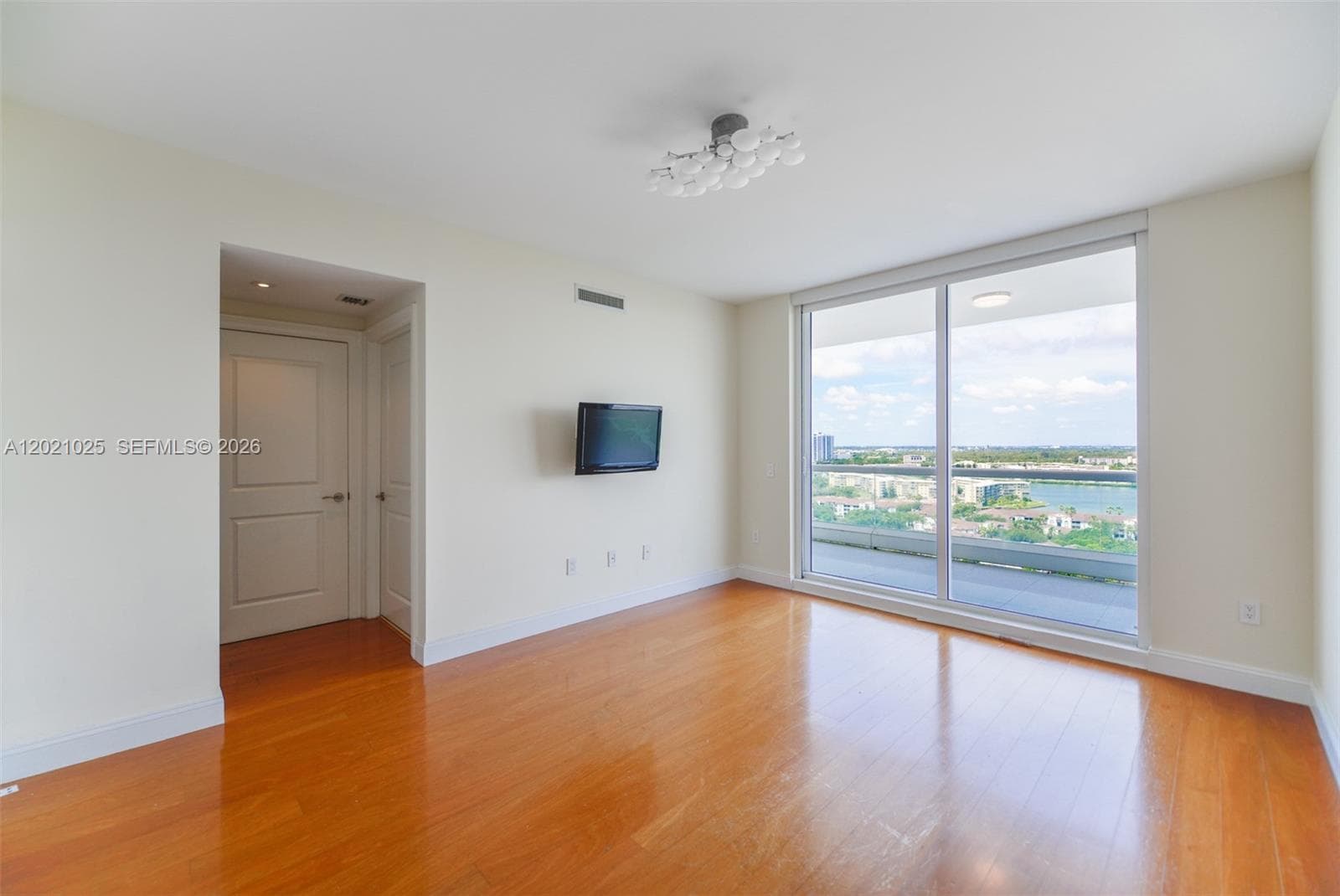 6000 Island Blvd # 1801, Aventura FL 33160 — 41