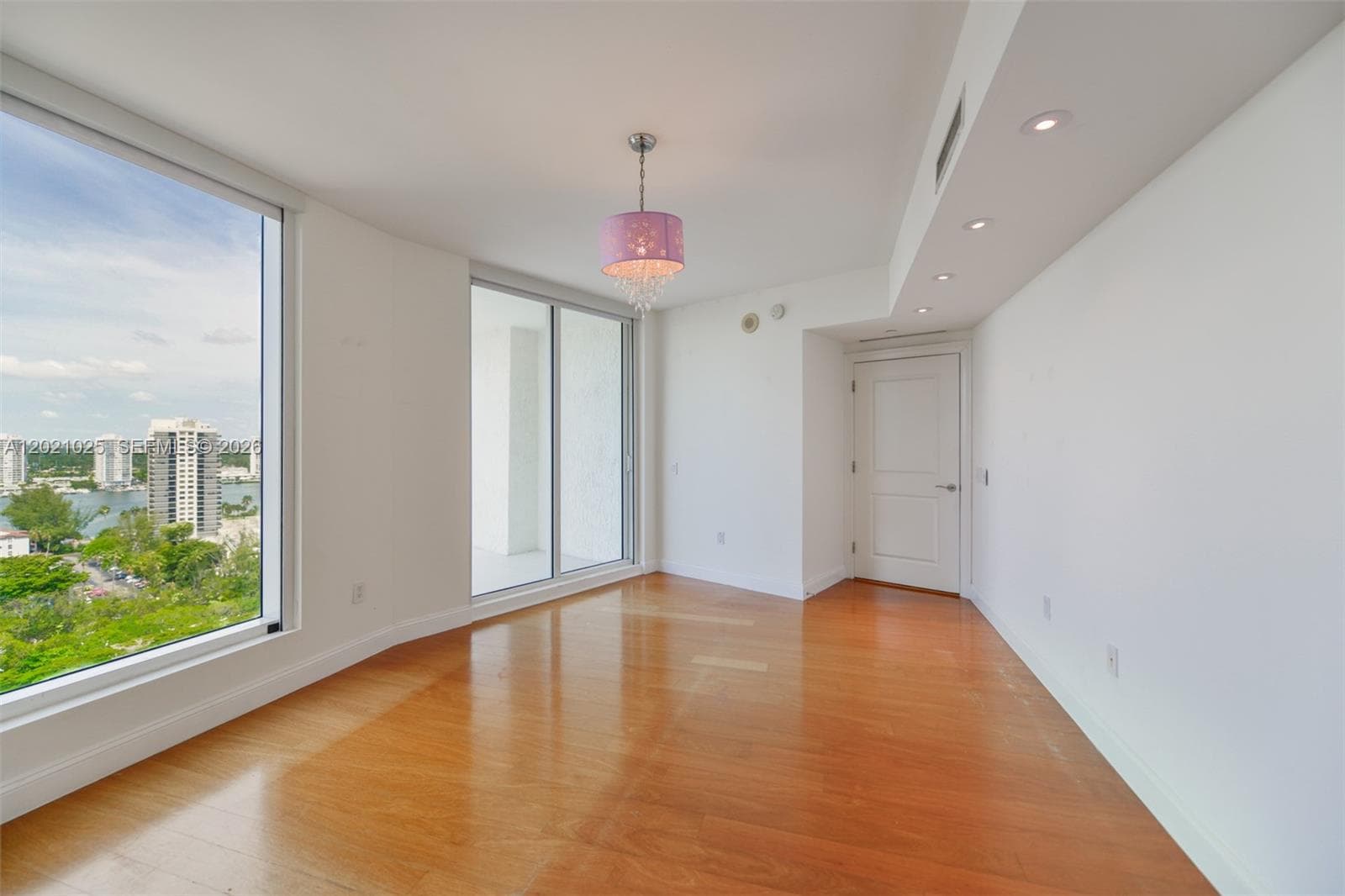 6000 Island Blvd # 1801, Aventura FL 33160 — 31