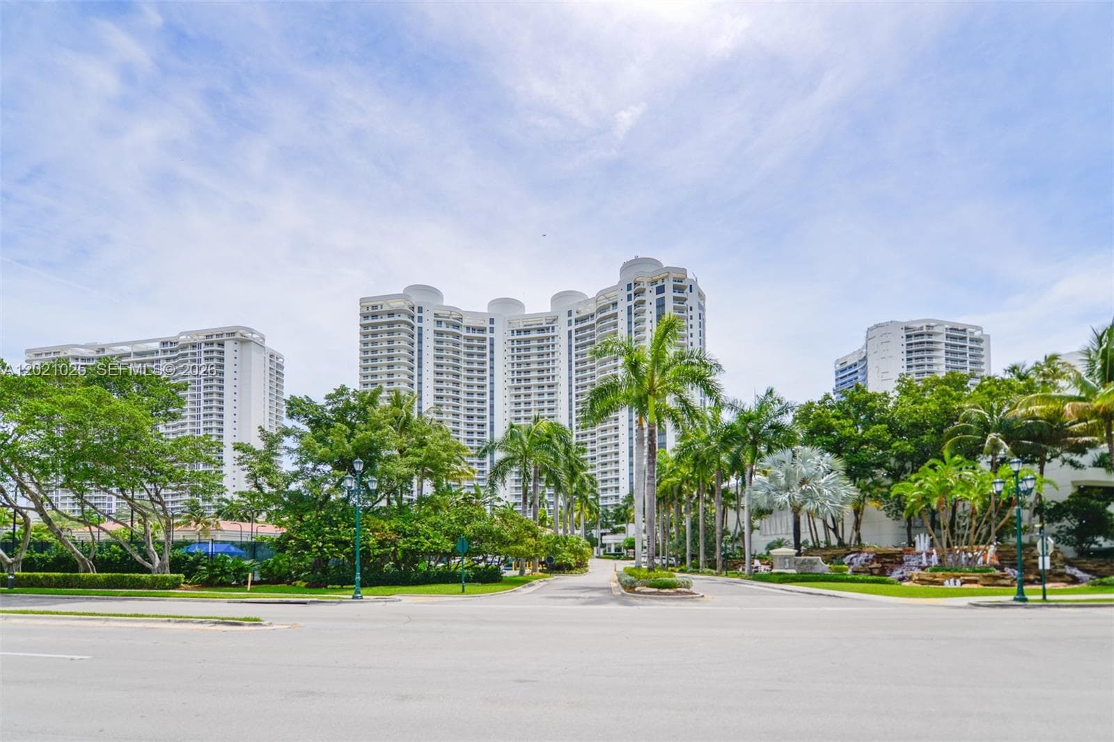 6000 Island Blvd # 1801, Aventura FL 33160 — 70