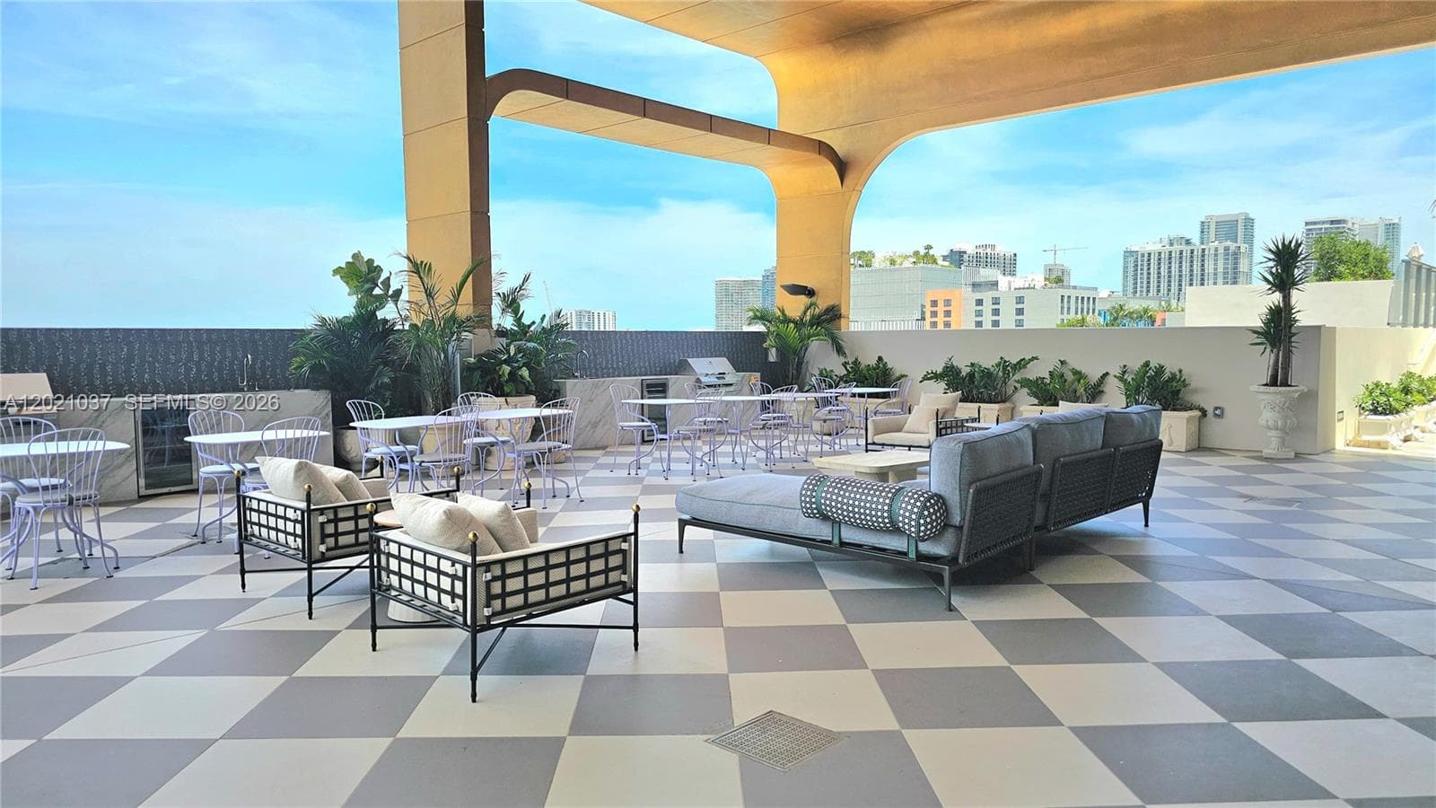2700 NW 2nd Avenue # 619, Miami FL 33127 — 77