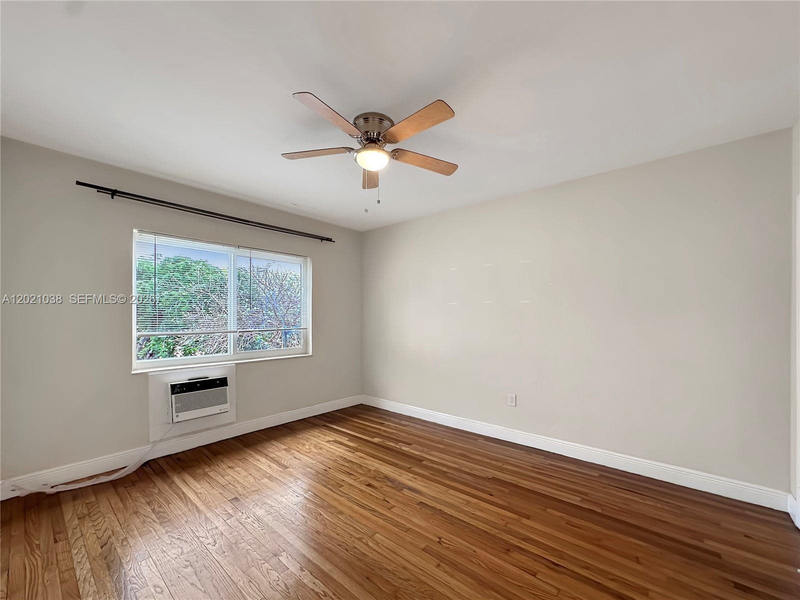 965 Bay Dr # 4, Miami Beach FL 33141 — 18
