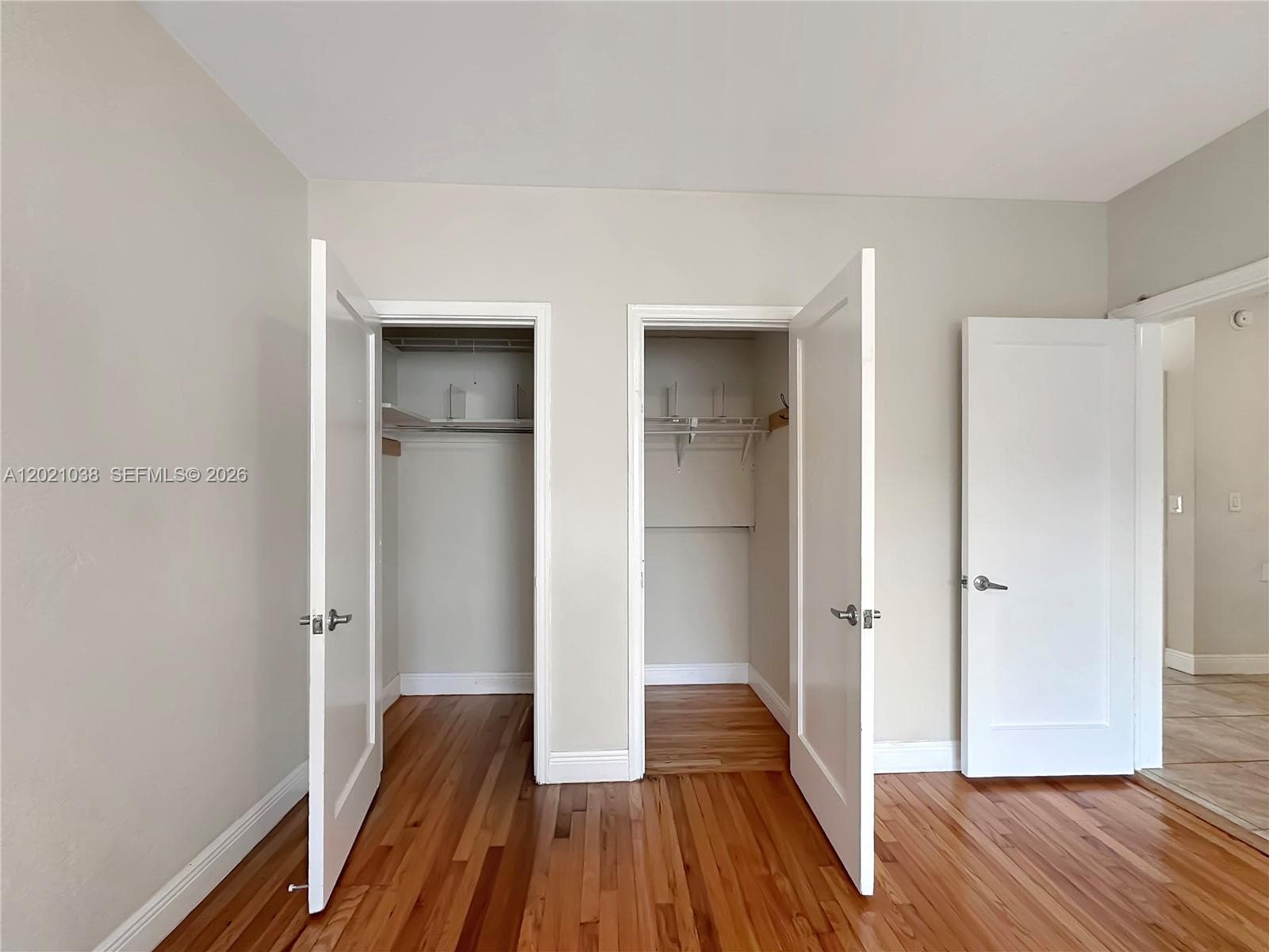 965 Bay Dr # 4, Miami Beach FL 33141 — 19