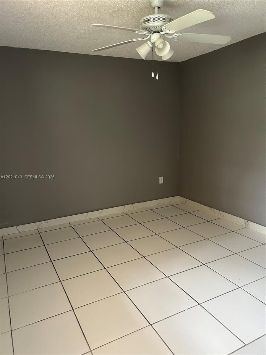 1136 NE 210th Ter # 1136, Miami FL 33179 — 13