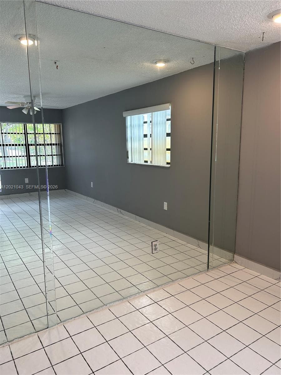 1136 NE 210th Ter # 1136, Miami FL 33179 — 12