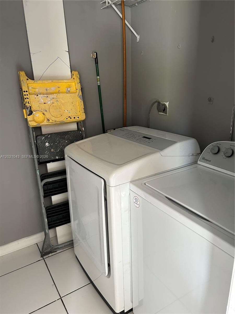 1136 NE 210th Ter # 1136, Miami FL 33179 — 15