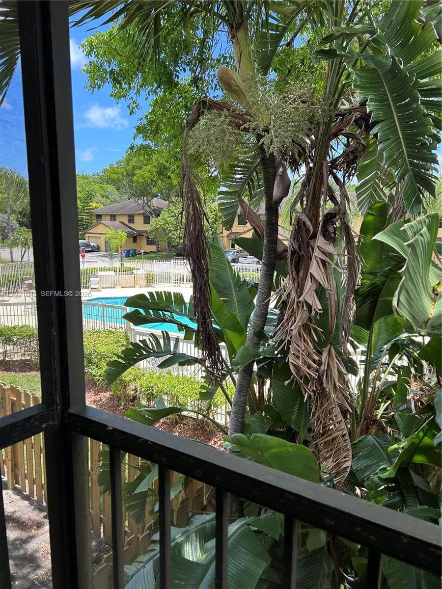 1136 NE 210th Ter # 1136, Miami FL 33179 — 31