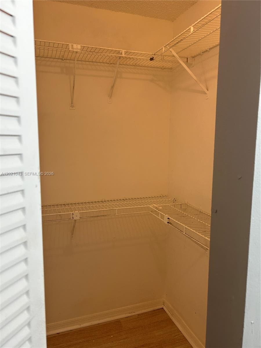 1136 NE 210th Ter # 1136, Miami FL 33179 — 21