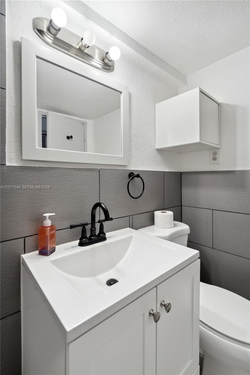 6484 INDIAN CREEK DR # 109, Miami Beach FL 33141 — 13