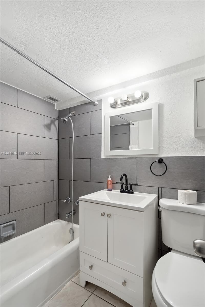 6484 INDIAN CREEK DR # 109, Miami Beach FL 33141 — 14