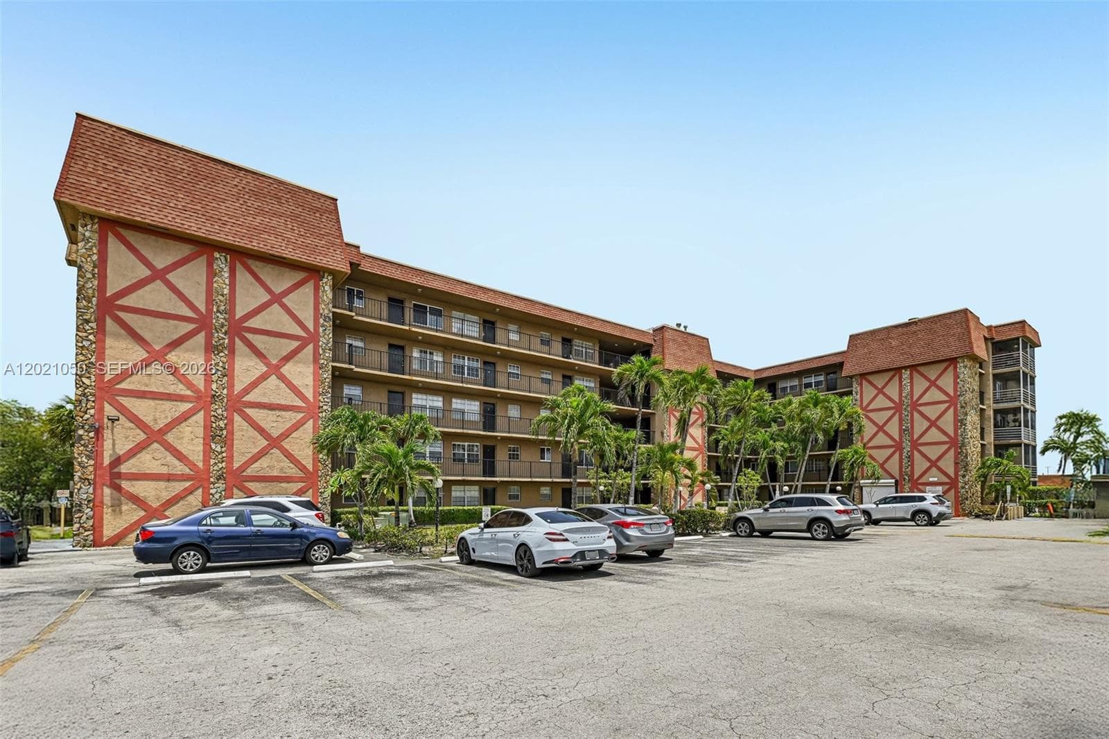 6575 W 4th Ave # 507, Hialeah FL 33012 — 2