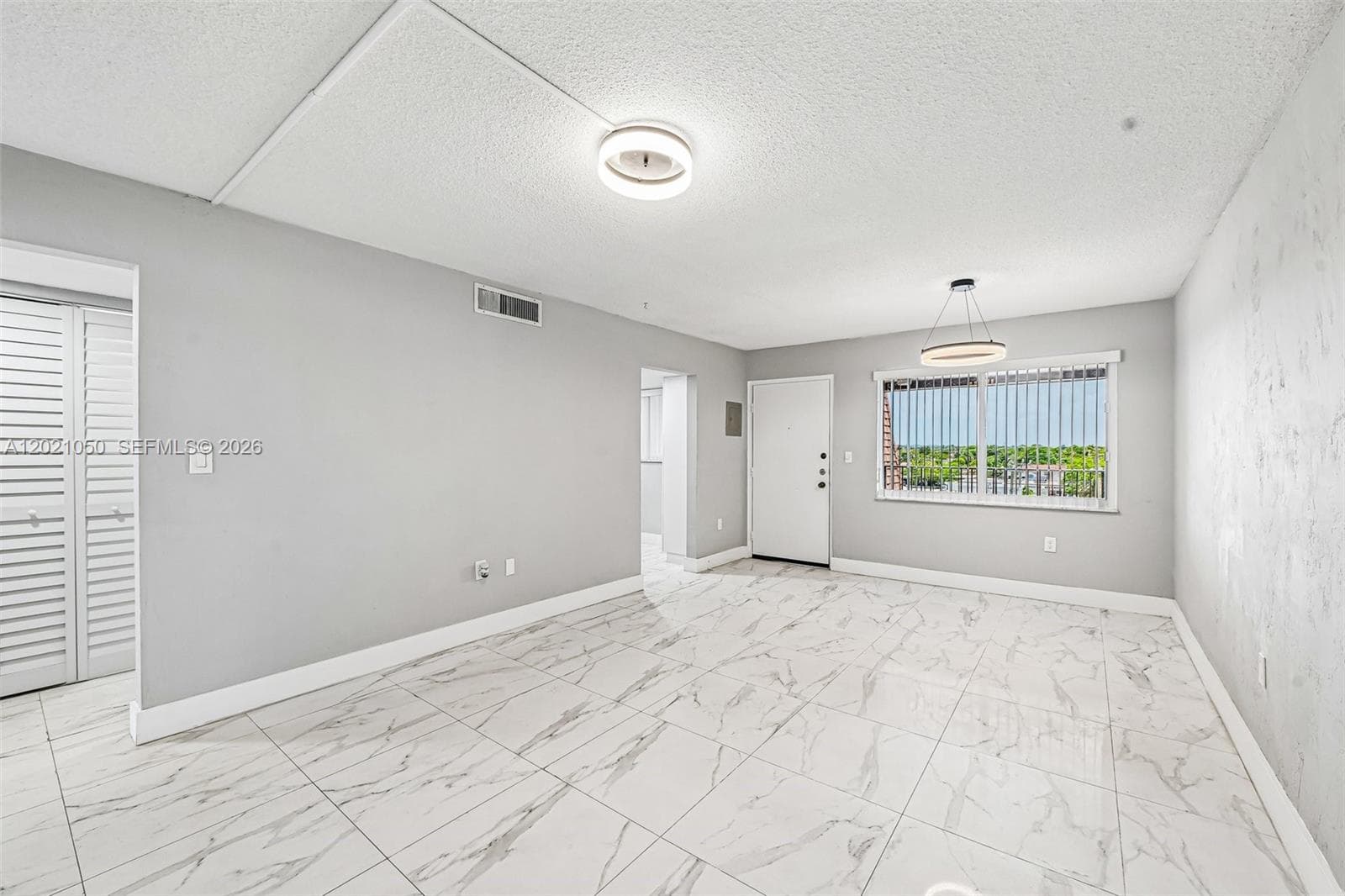 6575 W 4th Ave # 507, Hialeah FL 33012 — 7