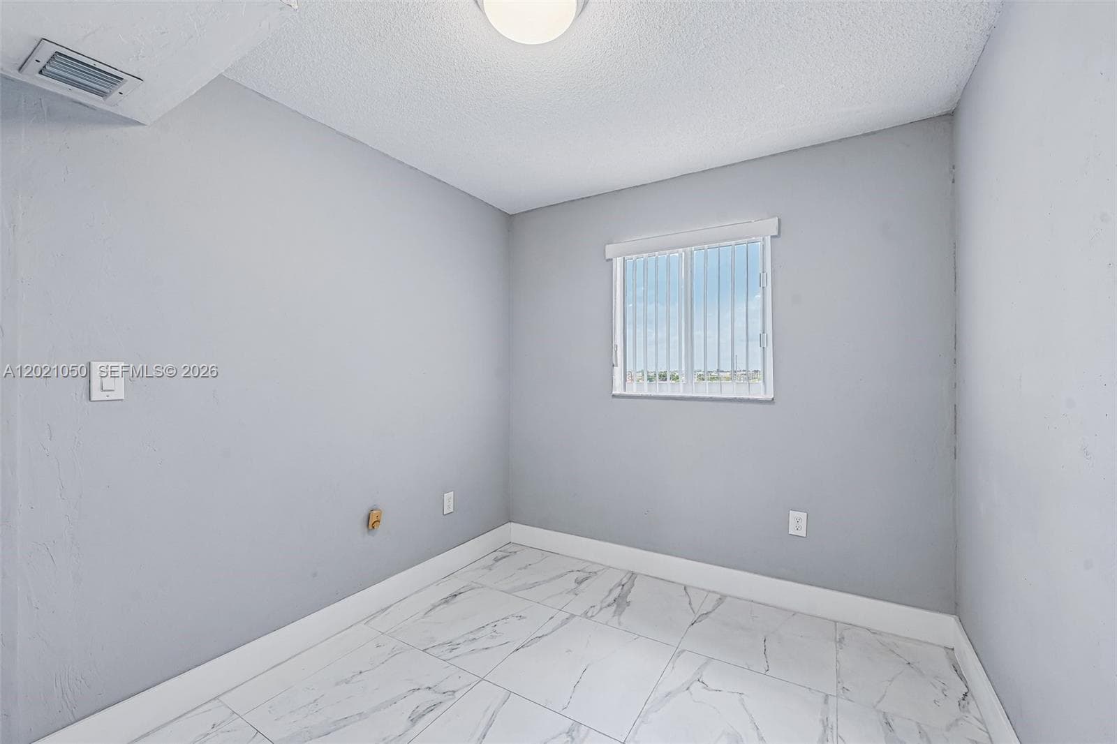 6575 W 4th Ave # 507, Hialeah FL 33012 — 19